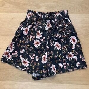 Wild Fable floral shorts